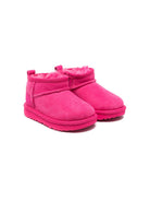 Stivali Classic Ultra Mini per bambina Ugg Kids fucsia con linguetta sul tallone 1130750T BHTF UGG KIDS 