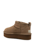 Stivali Ultra Mini Platform per bambina Ugg Kids marrone con suola a carrarmato 1157791K LBNZ UGG KIDS 