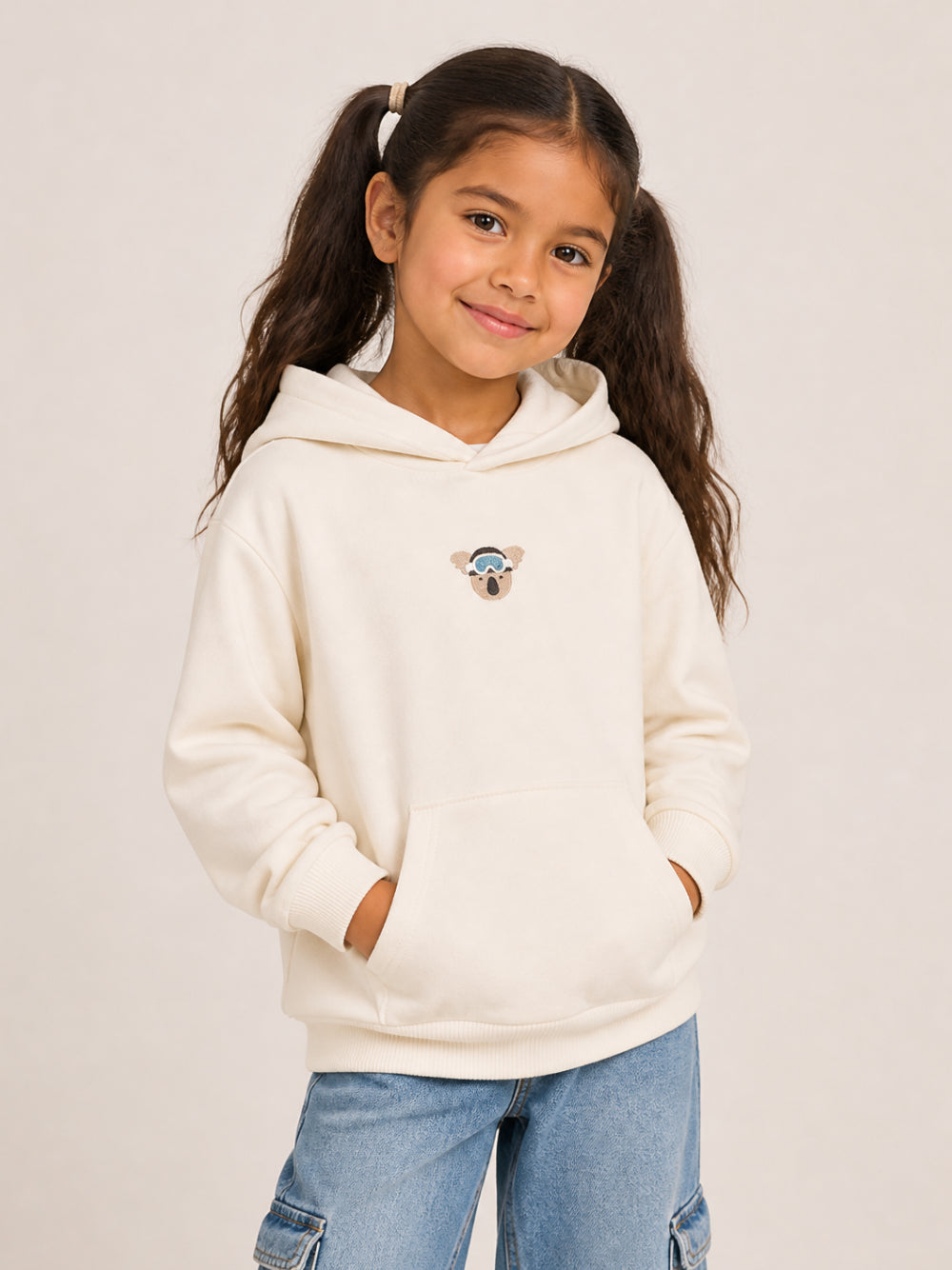 Felpa per bambini Donsje bianca con ricamo Koala 4124902 00133 DONSJE KIDS 