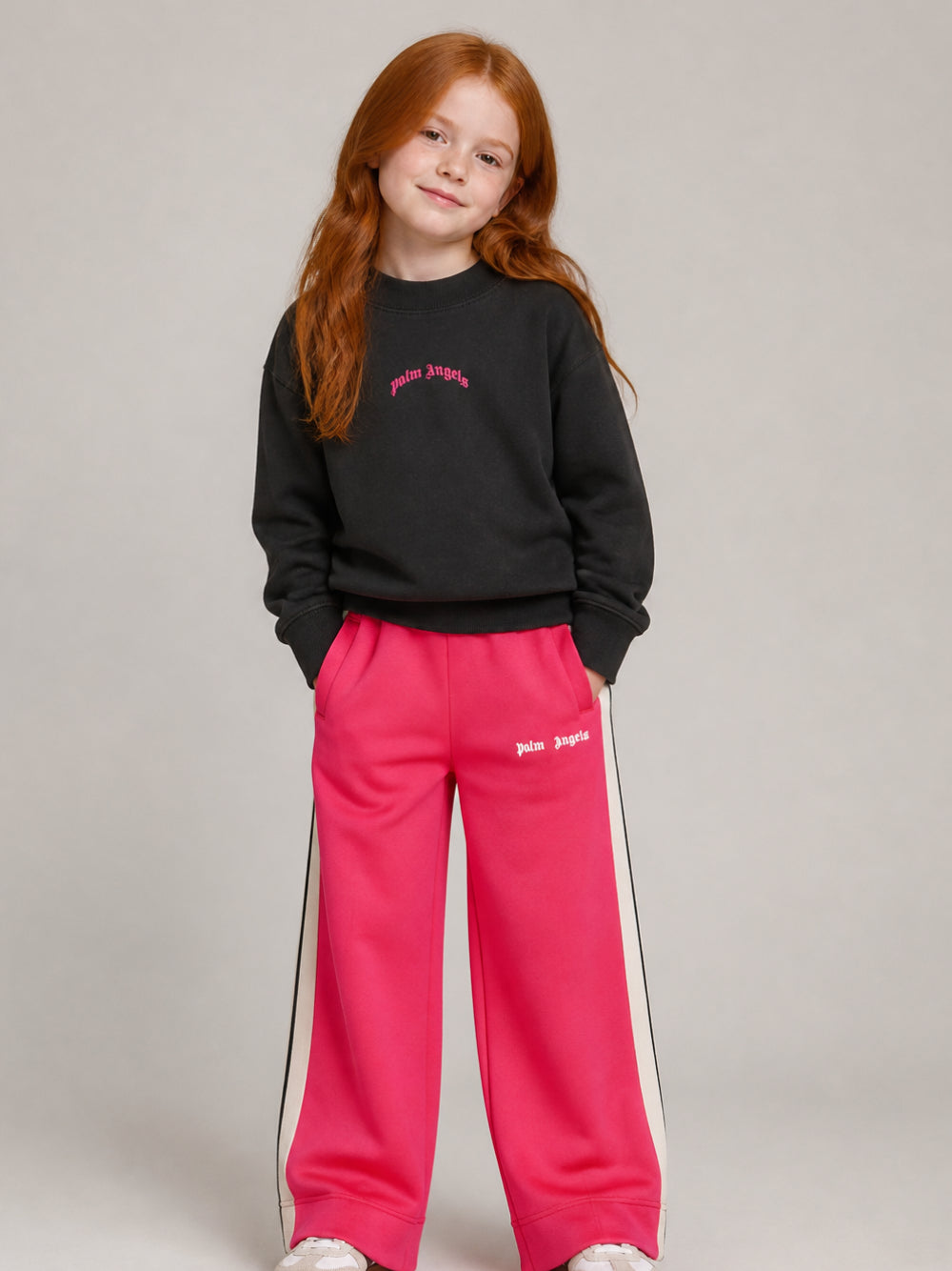 Felpa per bambina Palm Angels Kids grigia con logo sul davanti F6PAJGSW143 110 PALM ANGELS KIDS 