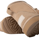 Stivaletti Classic II Mini per bambina UGG Kids beige con applicazione posteriore con logo 1017715K SAN UGG KIDS 