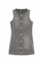 Abito per bambina Balmain Kids in denim grigio con bottoni in rilievo BY1B62 Z3666 918 BALMAIN KIDS 