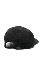 Cappello per bambino C.P Company Kids nero con applicazione logo CUX00SL3C00 60100 C.P.COMPANY KIDS 