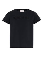 T-shirt per bambino Moncler Enfant nera con logo goffrato L19548C0000989AT9 999 MONCLER KIDS 