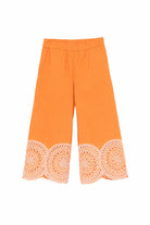 Pantaloni per bambina Stella McCartney Kids arancioni con orlo smerlato TY6E30 Z3459 465 STELLA McCARTNEY KIDS 