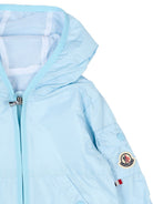 Giubbino per neonato Moncler Enfant azzurro con cappuccio L19511A0001653A5E 711 MONCLER KIDS 