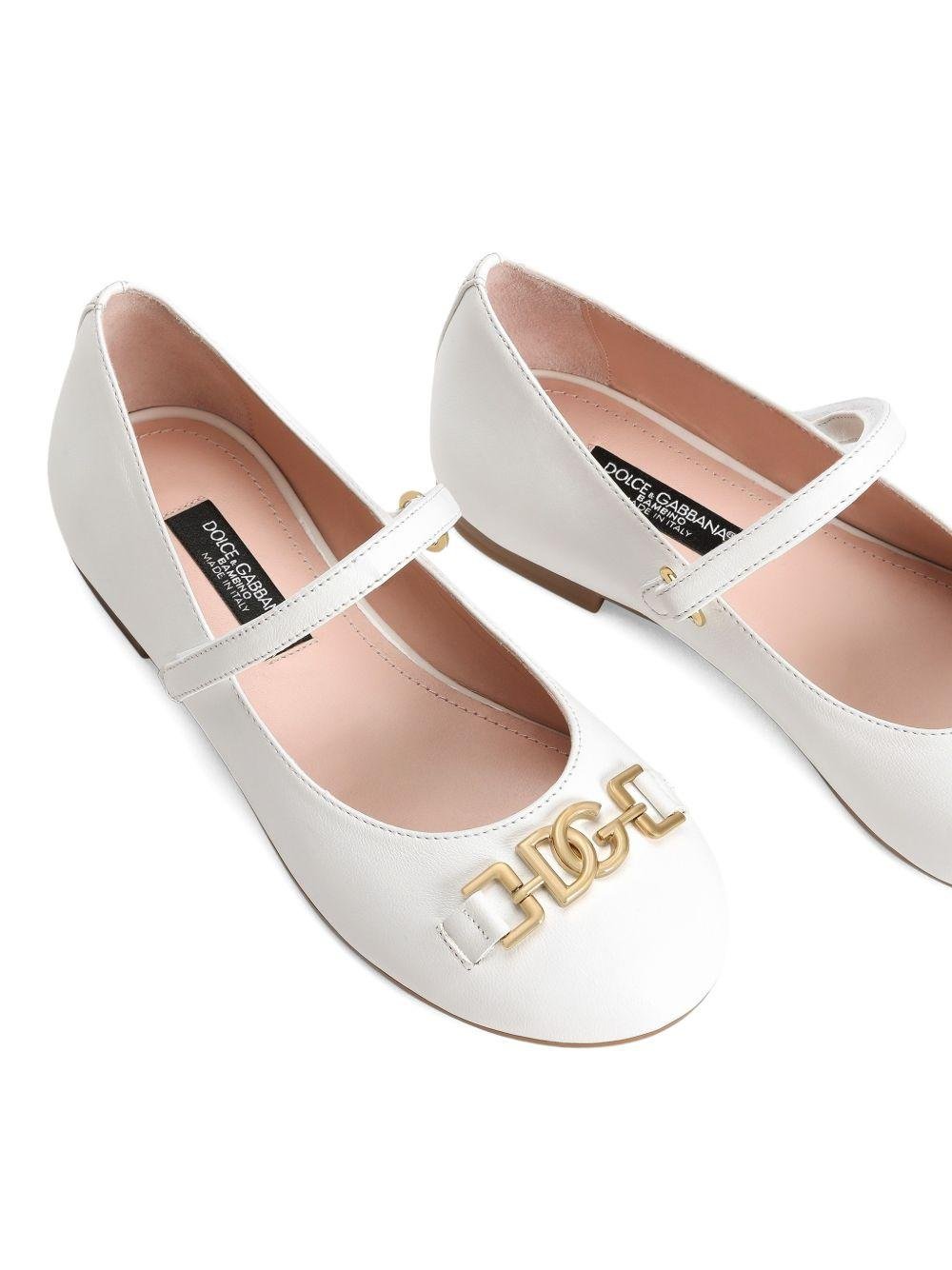 Ballerine per bambina Dolce & Gabbana Kids bianche con placca logo dorata - Rubino Kids