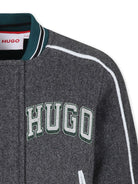 Bomber per bambino Hugo Kids grigio con stampa logo sul petto e bordi a contrasto - Rubino Kids