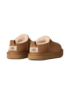 Ciabatte Classic Micro per bambina UGG Kids marroni con caratteristica applicazione con logo - Rubino Kids