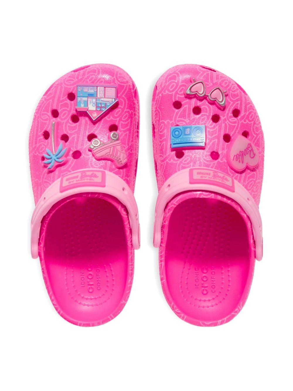 Clogs Classic x Barbie per bambina Crocs kids fucsia con dettaglio Barbie - Rubino Kids