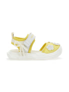Sandali per bambina Monnalisa gialli con applicazione con fiori 8CG005 7703 9914 MONNALISA KIDS 