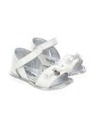 Sandali per bambina Monnalisa bianchi con dettaglio fiocco 83G010 7706 0099 MONNALISA KIDS 