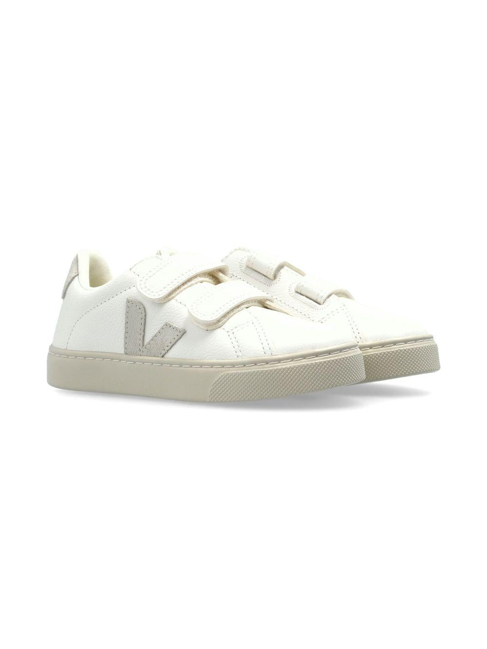 Sneakers per bambini Veja Kids bianche con applicazione con logo SV0520642 EXTRA WHITE NATURAL VEJA KIDS 