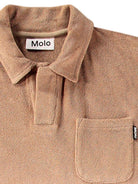 Polo per bambino Molo Randel marrone con tasca applicata sul petto 1S25A205 5411 MOLO 