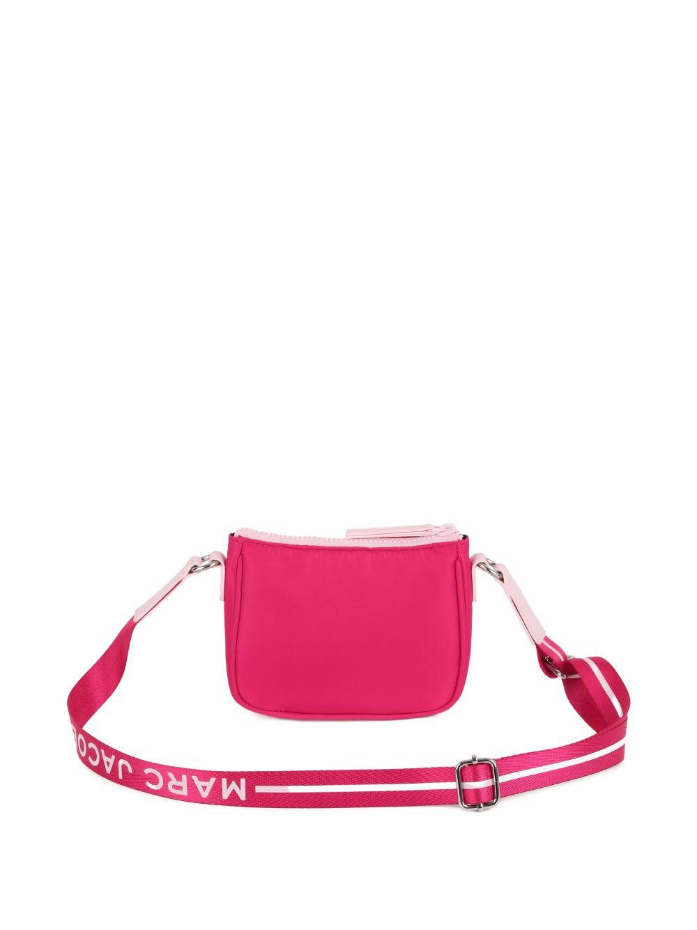 Borsa a tracolla per bambina The Marc Jacobs Kids fucsia con logo sul davanti W60837 437 THE MARC JACOBS KIDS 