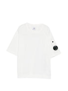 T-shirt per bambino C.P. Company Kids bianca con applicazione logo CMM00RLAA17 10135 C.P.COMPANY KIDS 