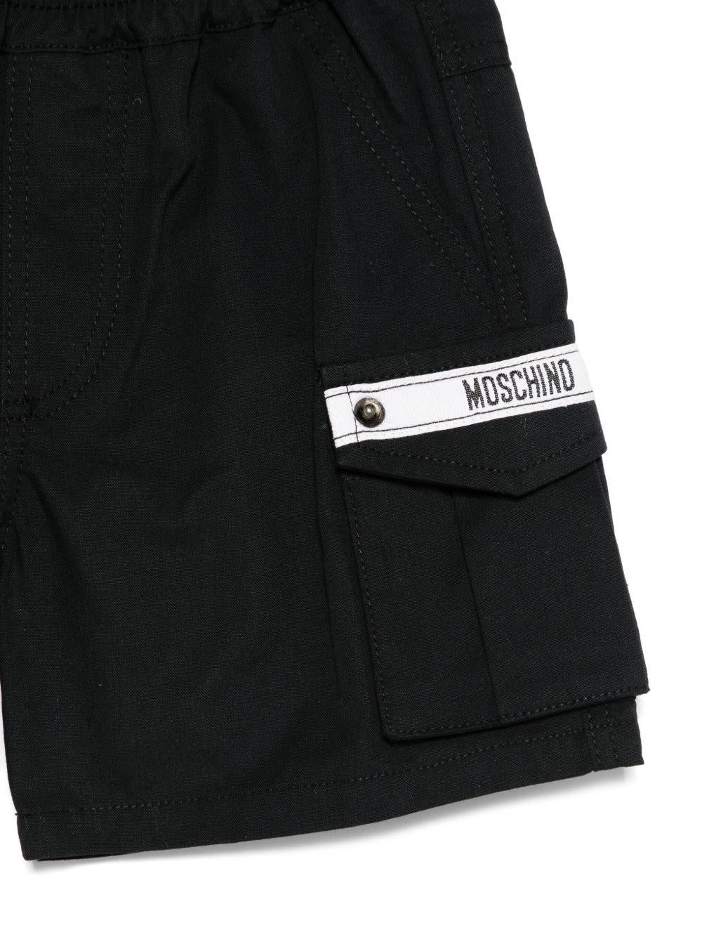 Cargo corti per neonato Moschino Kids nero con applicazione MUQ01EN0Z97 60100 MOSCHINO KIDS 