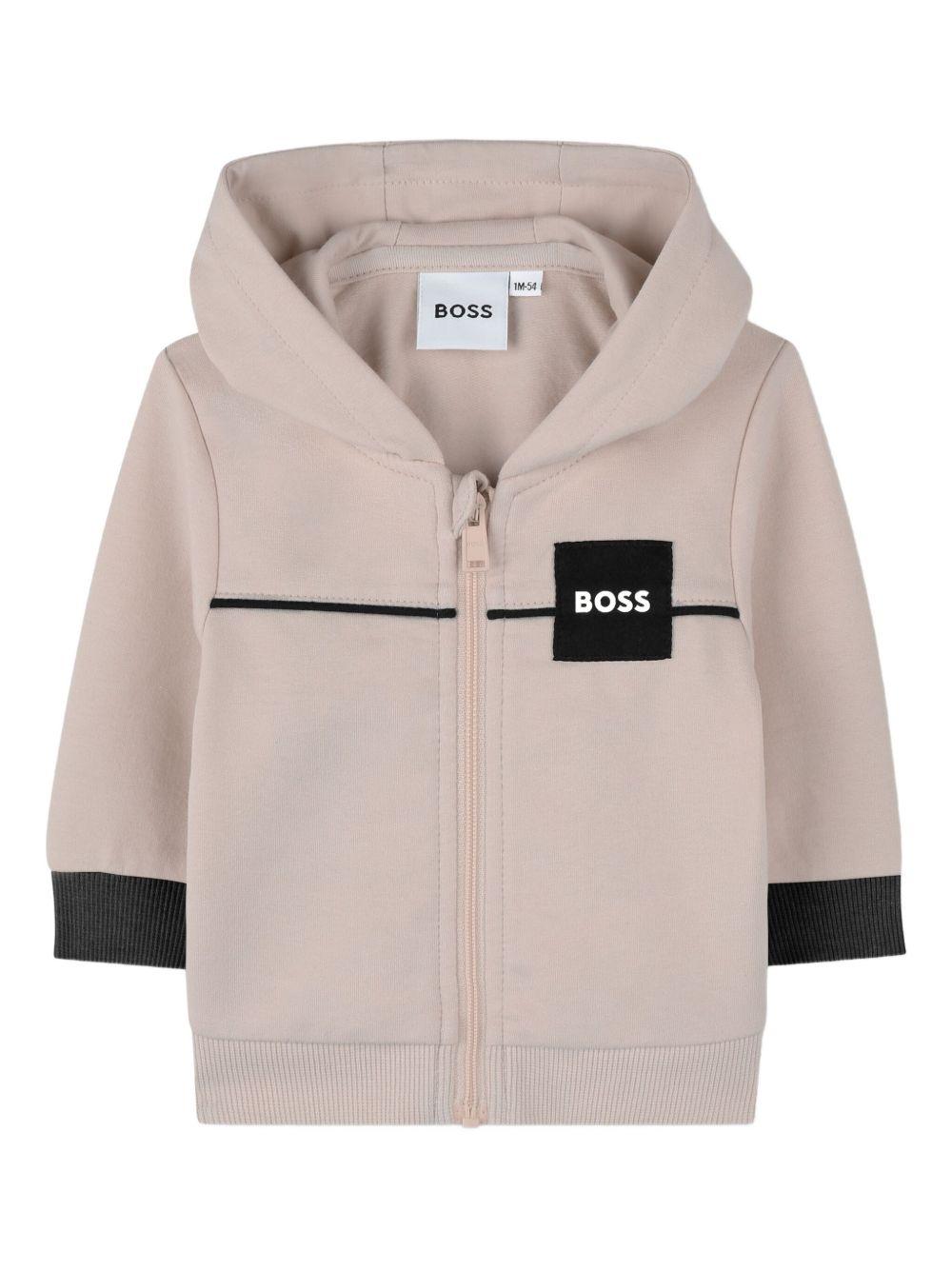 Set tuta sportiva per neonato Boss Kids beige con dettaglio logo J52527 B51 BOSS KIDS 