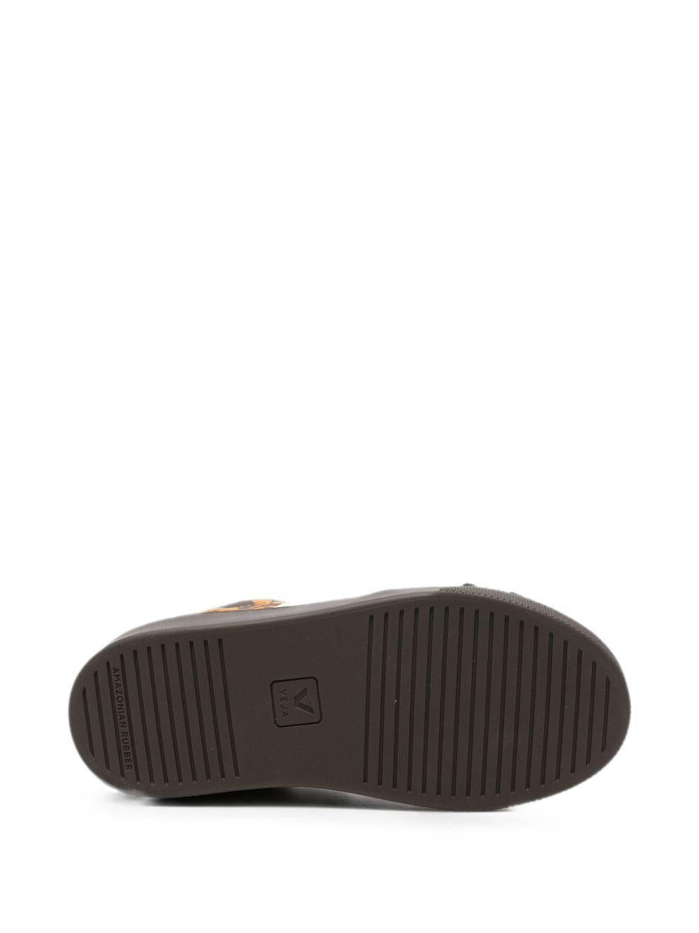 Sneakers per bambini Veja Kids marrone cammello con punte arrotondate SY0322313 CAMEL WILD COUNTRY VEJA KIDS 