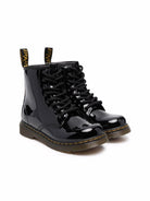 Stivaletti 1460 per bambini Dr. Martens Kids neri con linguetta con logo 15382003 1460 BLACK Dr martens kids 