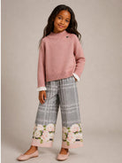 Maglione per bambina Monnalisa Kids rosa con design lavorato a maglia 17H601 8060 0094 MONNALISA KIDS 