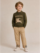 Maglia per bambino Burberry Kids verde con motivo Equestrian Knight 8130088 C3347 BURBERRY KIDS 