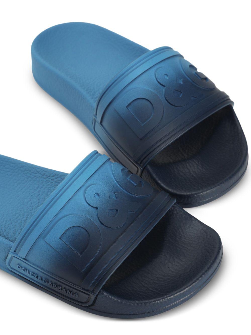 Ciabatte per bambino Dolce & Gabbana Kids blu e nero con logo goffrato DD0320 A5631 8L649 DOLCE & GABBANA KIDS 