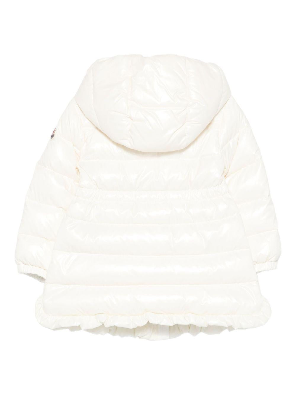 Parka per neonata Moncler Enfant bianco con ruches K29511C00003597Z8 034 MONCLER ENFANT 