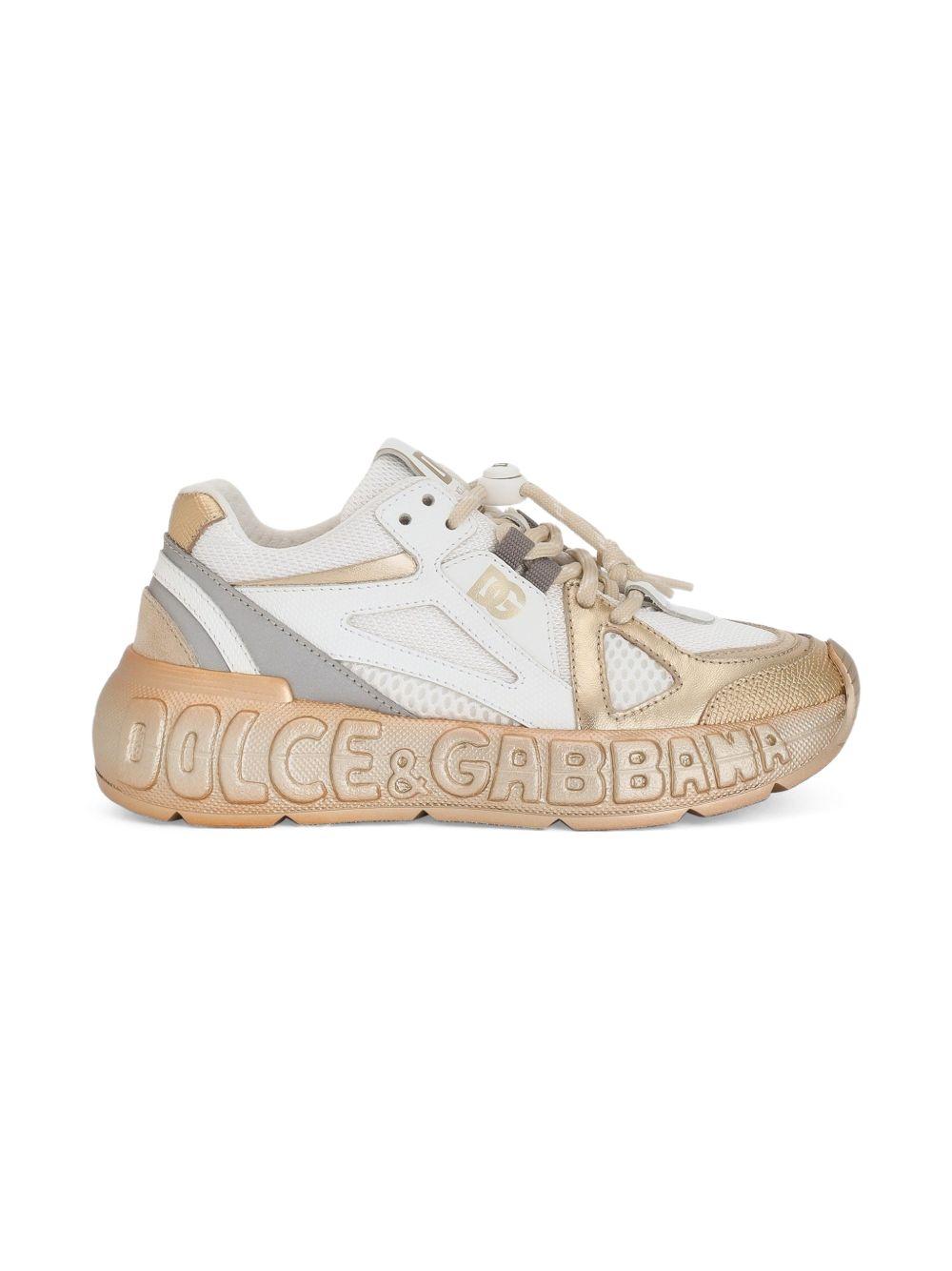 Sneakers per bambini Dolce & Gabbana Kids oro con dettaglio logo D11371 AX075 89662 DOLCE & GABBANA KIDS 