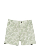 Shorts per neonato Fendi Kids verde con stampa monogramma FF all-over BMF266 AVW1 F1DS6 FENDI KIDS 