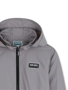 Giacca a vento per bambino Kenzo Kids grigia con logo sul davanti K61849 024 KENZO KIDS 