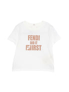 T-shirt per neonati Fendi Kids bianca con stampa del logo BUI105 7AJ F1TJL FENDI KIDS 