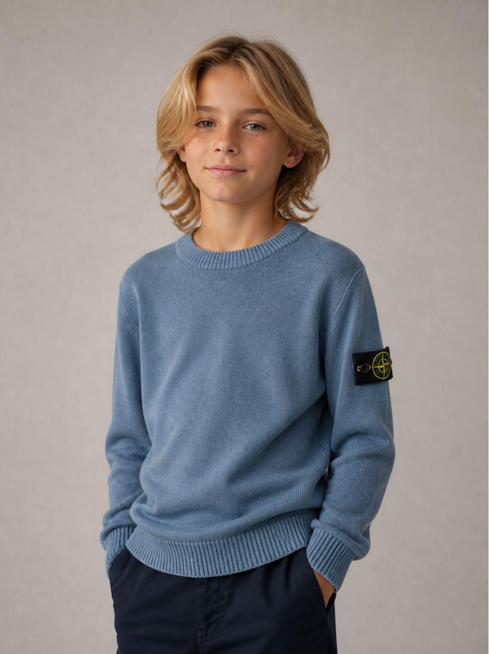 Maglione per bambino Stone Island Kids azzurro con orlo e polsini a coste L2S165100002S00M1 V004B STONE ISLAND KIDS 