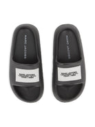 Ciabatte per bambini The Marc Jacobs Kids nere con logo in rilievo W60827 09B THE MARC JACOBS KIDS 