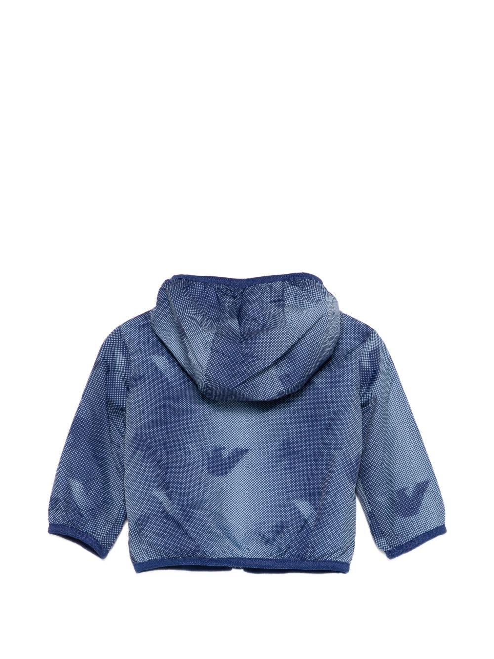 Giubbino per neonato Emporio Armani Kids blu con logo aquila all-over EB001156 AF20710 FB407 EMPORIO ARMANI KIDS 