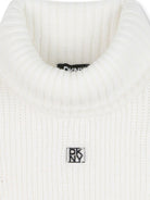Maglione per bambina Dkny Kids bianco con collo alto D62382 117 DKNY 