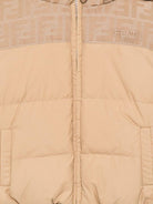 Giubbino per neonato Fendi Kids beige con dettaglio con logo FF BUA113 AS56 F0QU5 FENDI KIDS 