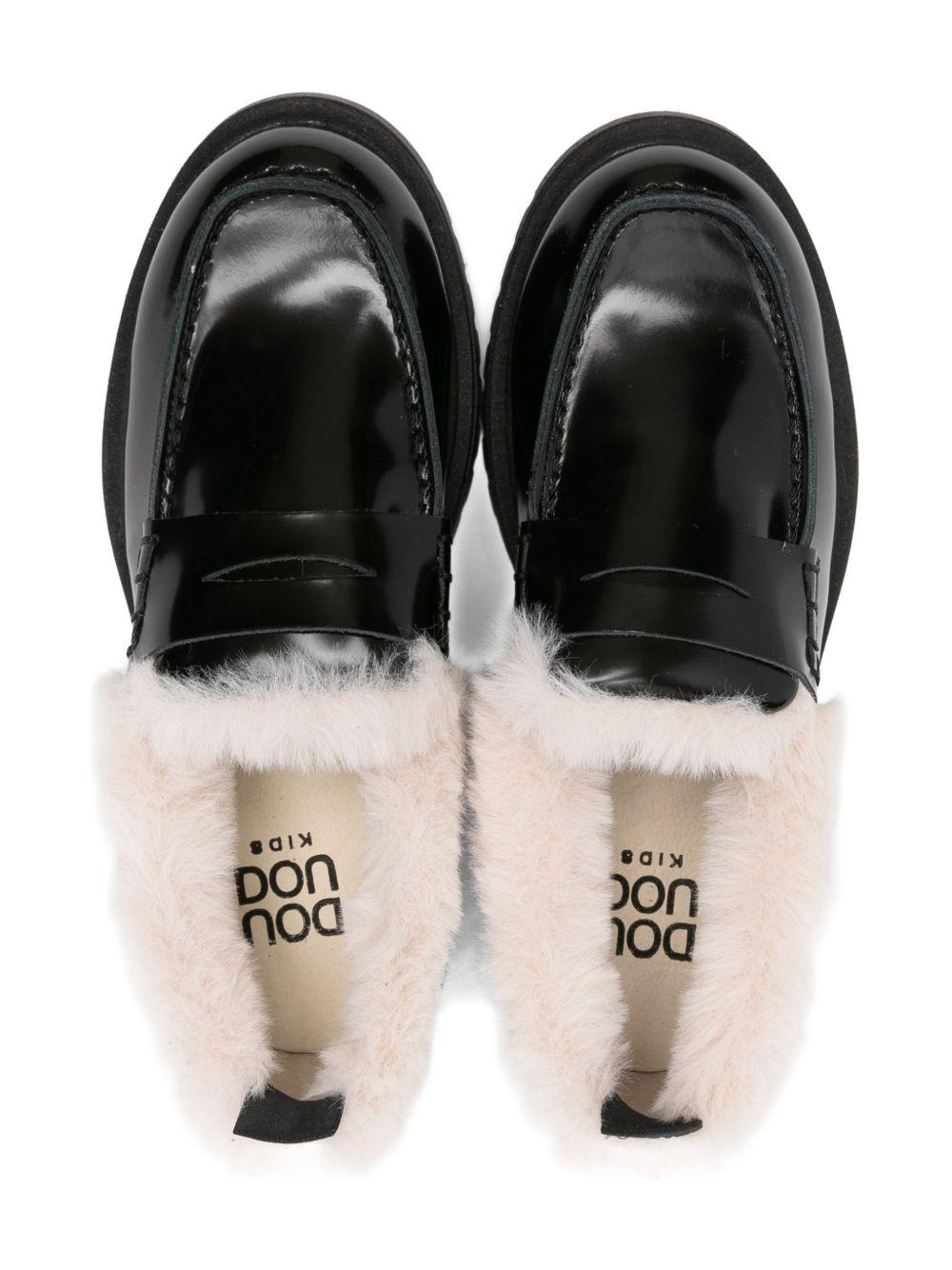 Mocassini per bambina Douuod Kids neri con design slip-on MOC533-P PELLICCIA DOUUOD 