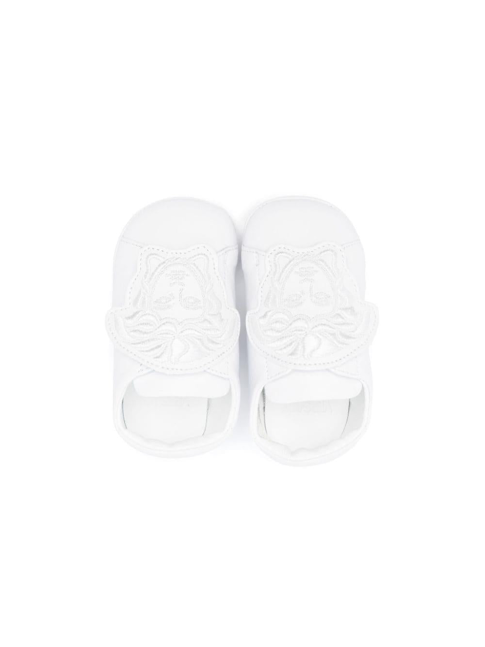 Sneakers senza lacci La Medusa per neonato Versace Kids bianco con suola in pelle 10131381A00201 1W010 VERSACE KIDS 