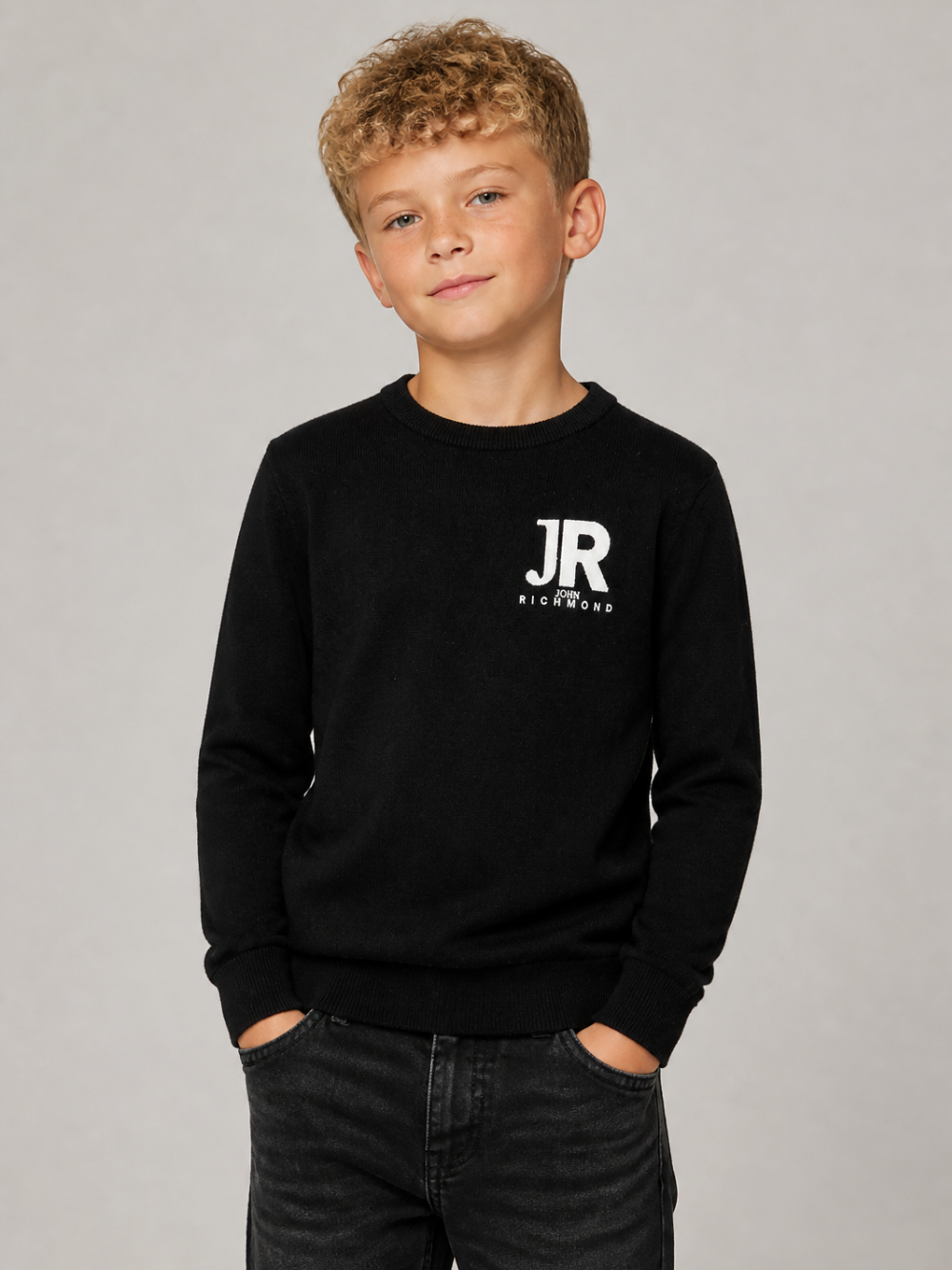 Maglione per bambino John Richmond Junior nera con logo ricamato RBA26168MA BLACK JOHN RICHMOND KIDS 