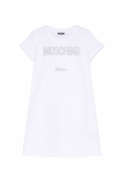 Abito per bambina Moschino Kids bianco con logo in strass HDV0HYLDA25 10101 MOSCHINO KIDS 