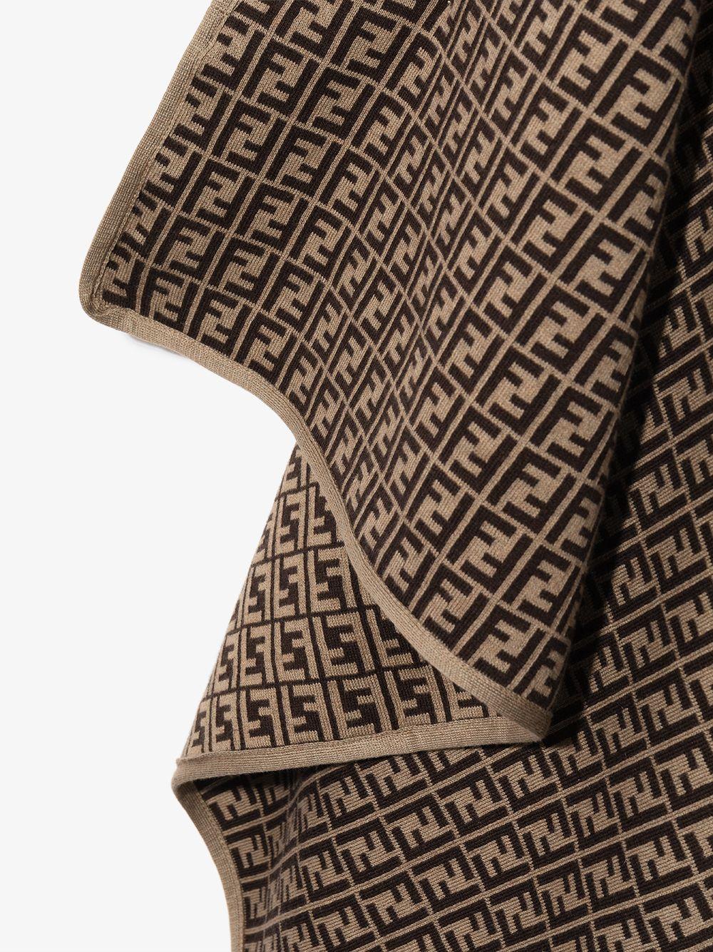 Coperta per neonati Fendi Kids marrone con stampa del logo FF BUJ166 A3TE F0LMJ FENDI KIDS 