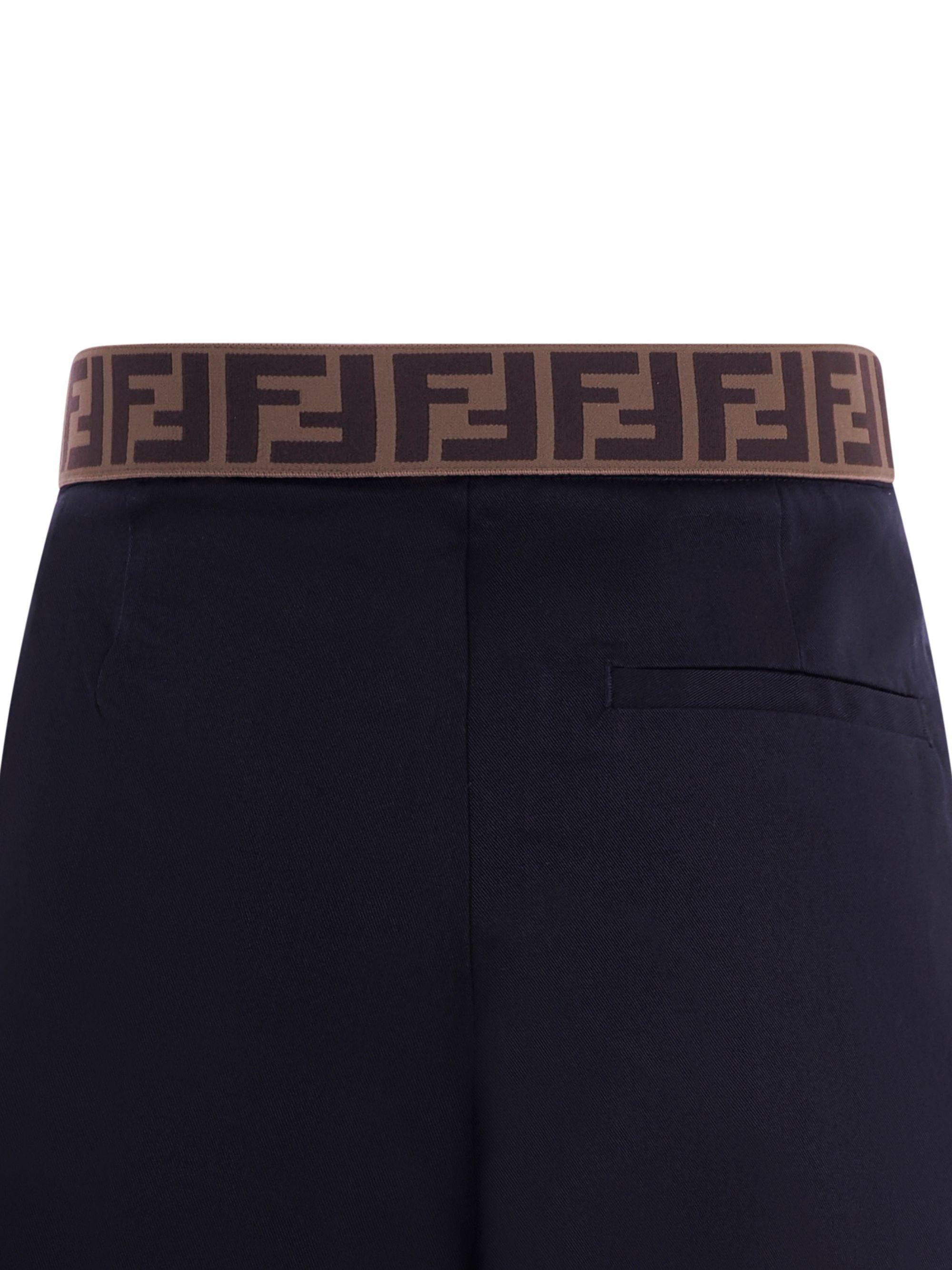 Pantaloni per bambino Fendi Kids blu con dettaglio logo sul retro JMF566 AS5Y F0QG0 FENDI KIDS 
