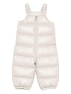 Tuta da neve per neonati Moncler Enfant beige trapuntata con cappuccio K29511F00001597YX 20N MONCLER ENFANT 