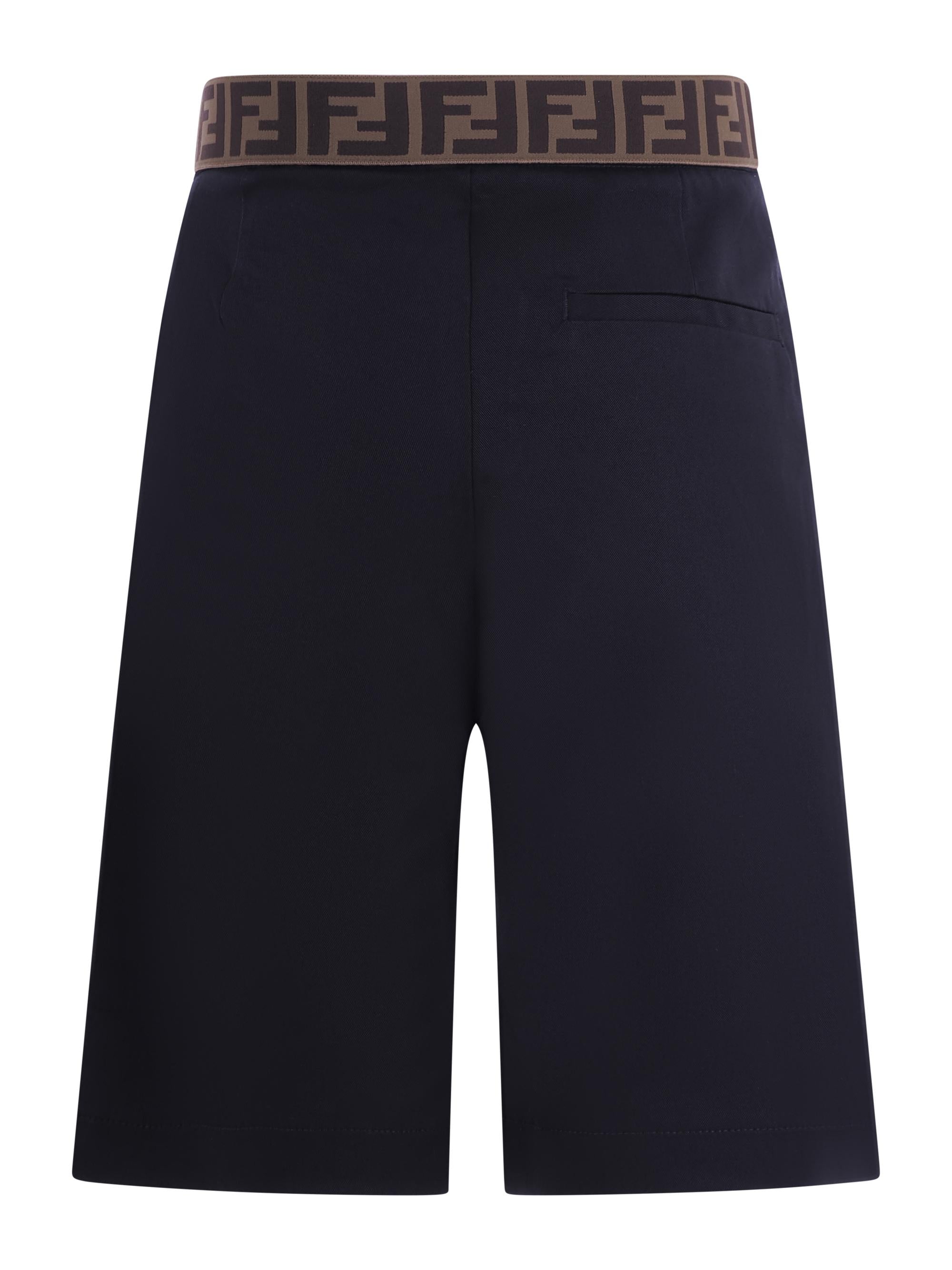 Pantaloni per bambino Fendi Kids blu con dettaglio logo sul retro JMF566 AS5Y F0QG0 FENDI KIDS 