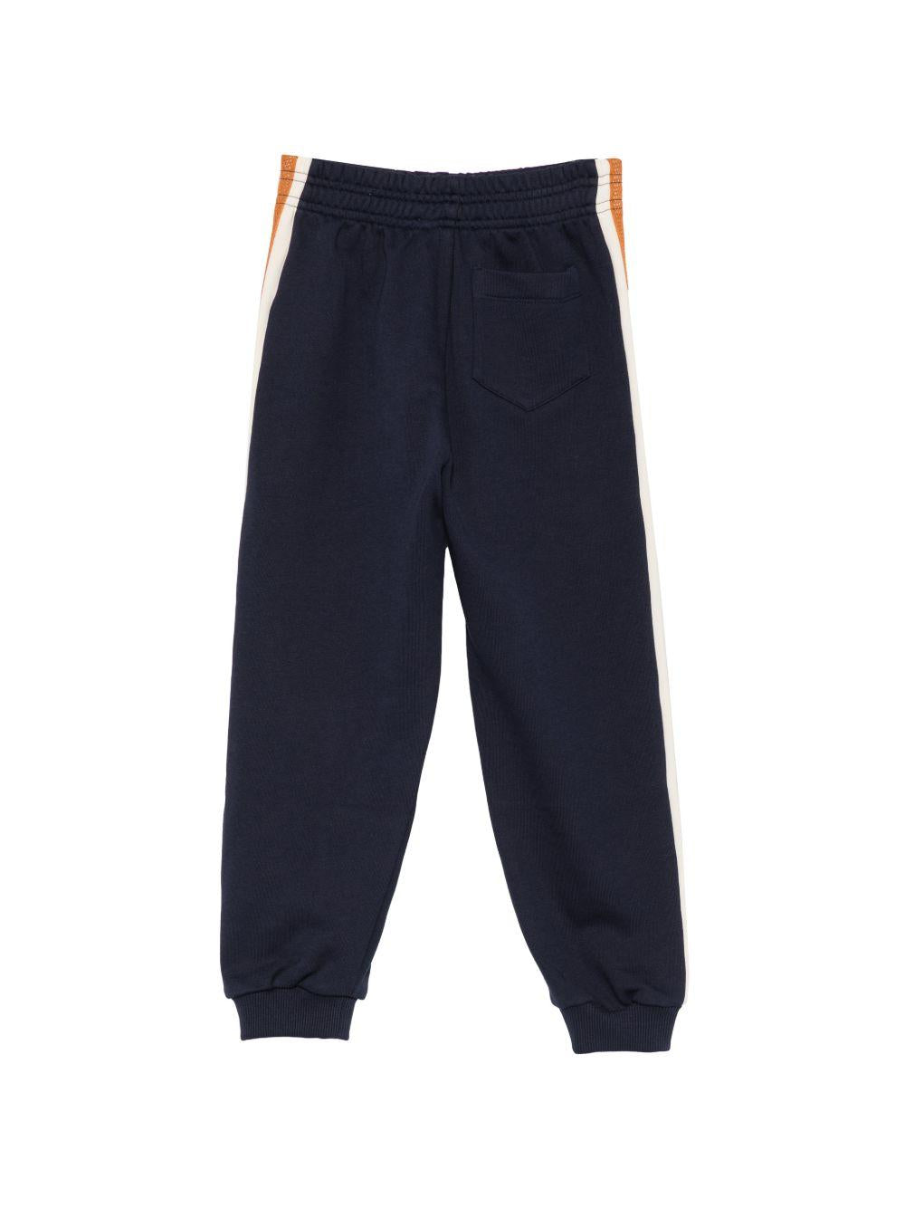 Pantaloni sportivi per bambino Versace Kids blu con bande laterali con motivo Greca 10249321A18120 6UG70 VERSACE KIDS 