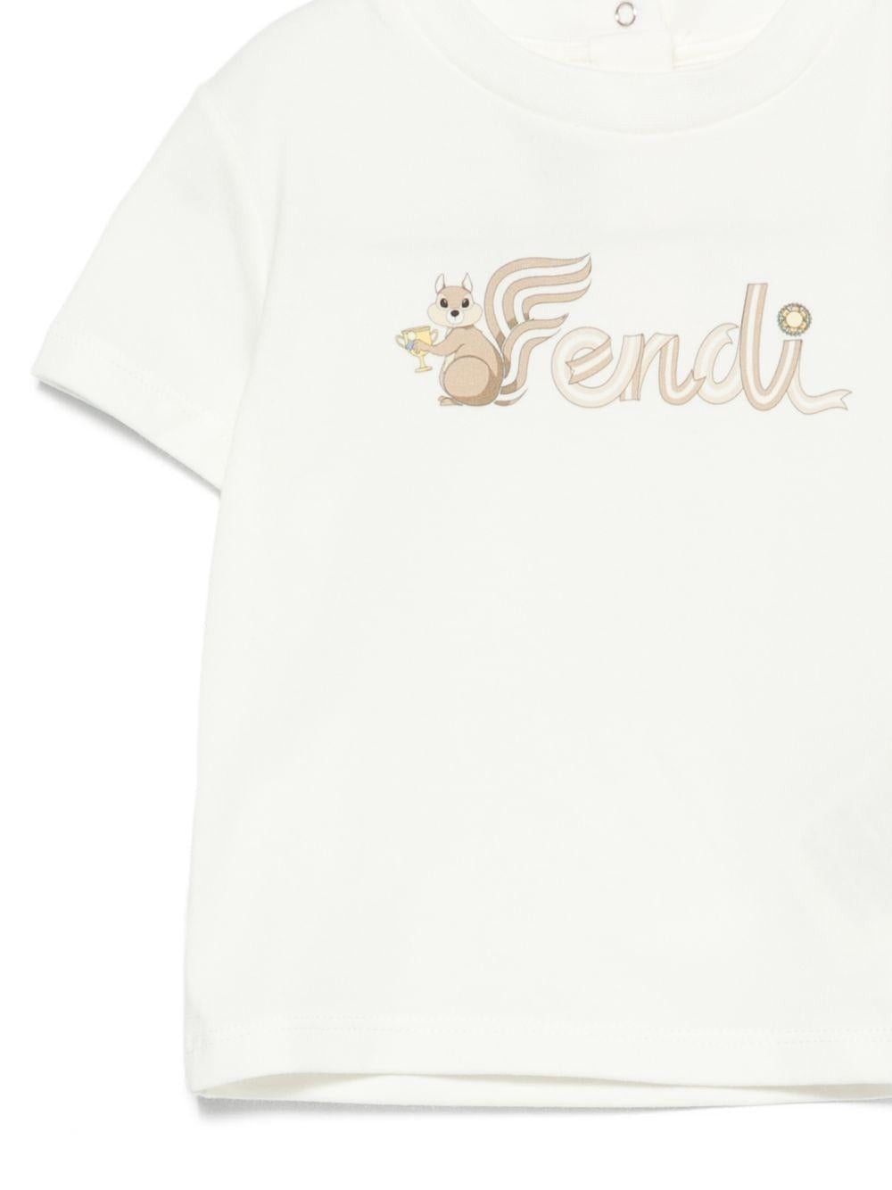 T-shirt per neonati Fendi Kids bianca con stampa logo sul davanti BUI118 ST8 F1JAT FENDI KIDS 