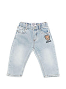 Jeans per neonato Moschino Kids in denim con dettaglio applicato MUP05TL0E34 41034 MOSCHINO KIDS 