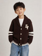 Maglione per bambino Eleventy Kids marrone con logo ricamato sul davanti EZ9H60 Z3404 320AV ELEVENTY KIDS 