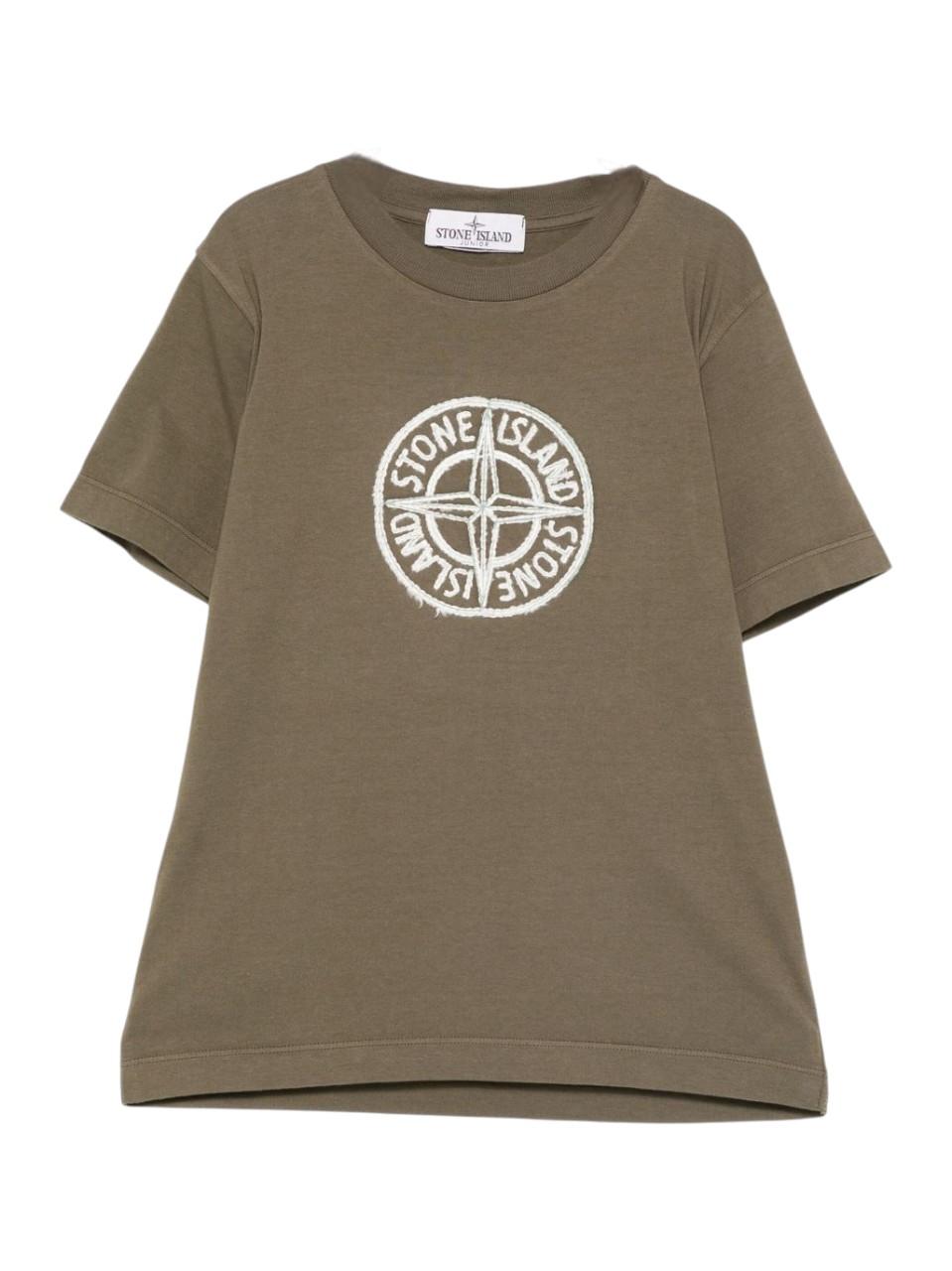 T-shirt per bambino Stone Island Junior verde con caratteristico logo sul davanti K2S162100008S0264 V0054 STONE ISLAND JUNIOR 